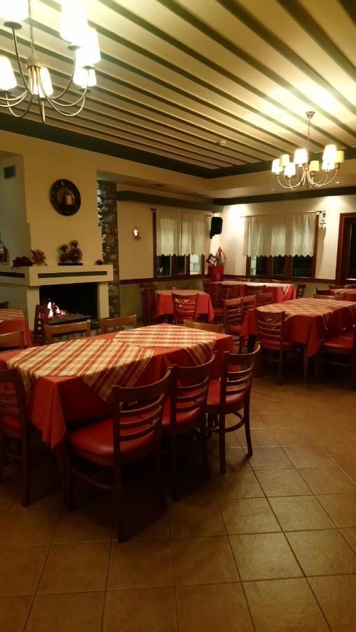 Karítaina Hotel Pelasgos מראה חיצוני תמונה